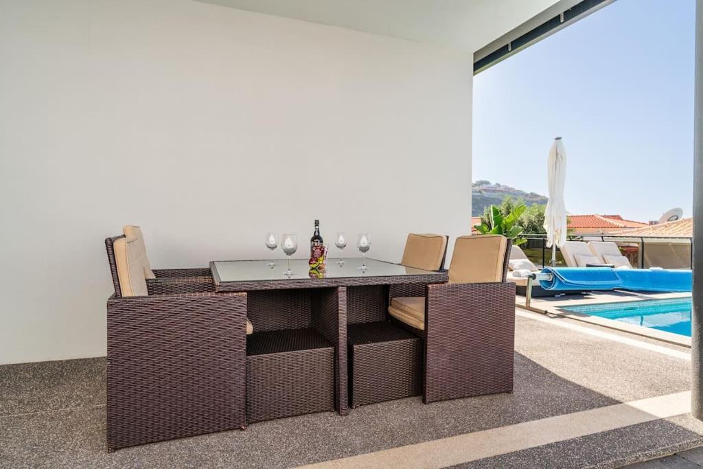 Willa Casa Mia, A Dream Spot With Heated Pool Arco da Calheta  Zewnętrze zdjęcie