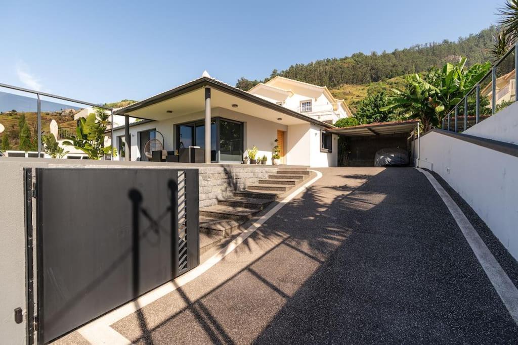 Willa Casa Mia, A Dream Spot With Heated Pool Arco da Calheta  Zewnętrze zdjęcie