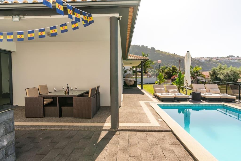 Willa Casa Mia, A Dream Spot With Heated Pool Arco da Calheta  Zewnętrze zdjęcie